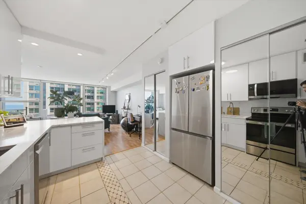 3600 N Lake Shore DR #2217, Chicago, IL 60613