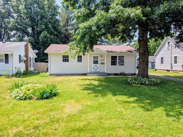 608 NW 3rd ST, Aledo, IL 61231