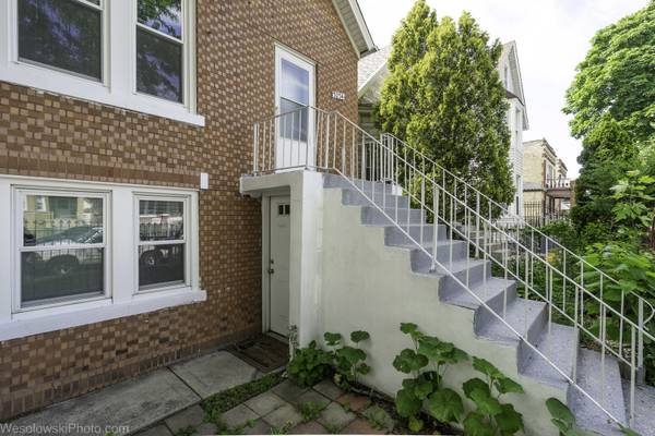5254 S Campbell AVE, Chicago, IL 60632