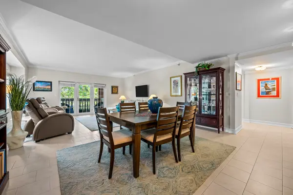 620 Homewood AVE #307, Highland Park, IL 60035