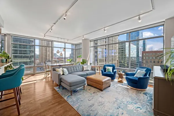 100 E 14TH ST #706, Chicago, IL 60605