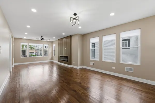 10112 S UNION AVE, Chicago, IL 60628