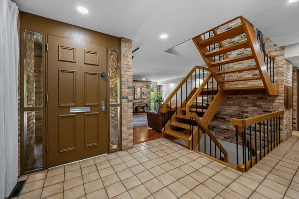 365 Green Bay RD, Highland Park, IL 60035
