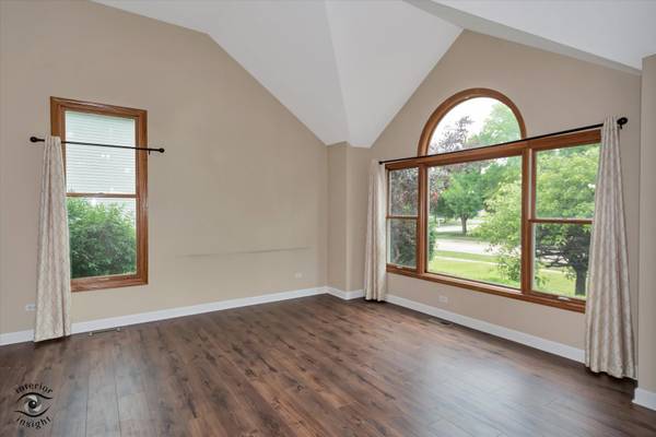 2016 Saint Andrews DR, Plainfield, IL 60586