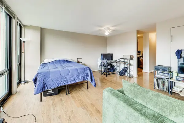 1 E Scott ST #1311, Chicago, IL 60610