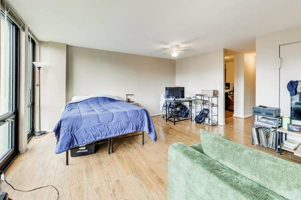 1 E Scott ST #1311, Chicago, IL 60610