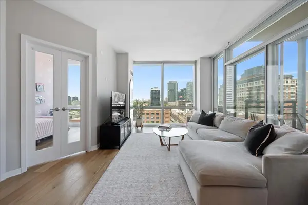 757 N Orleans ST #908, Chicago, IL 60654