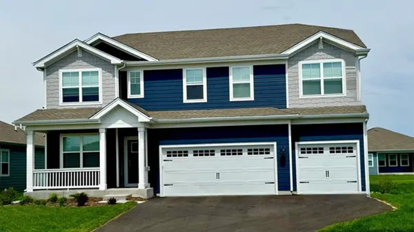 280 Snowdrop LN, Elgin, IL 60124