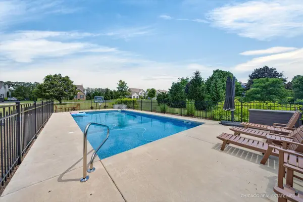 433 Kay ST, Crystal Lake, IL 60014