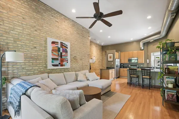 1473 W Foster AVE #3, Chicago, IL 60640