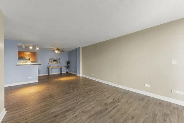 1043 S York RD #308, Bensenville, IL 60106