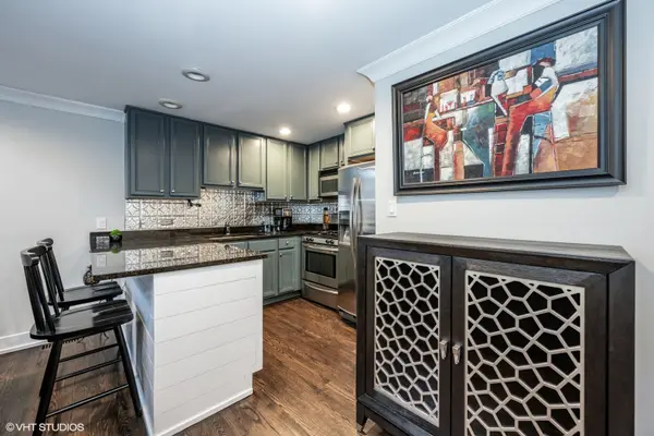 2350 N Kedzie AVE #F, Chicago, IL 60647