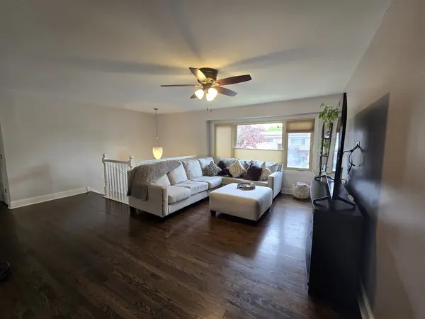 7447 160th PL, Tinley Park, IL 60477