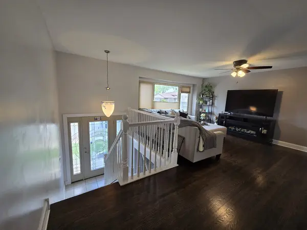 7447 160th PL, Tinley Park, IL 60477