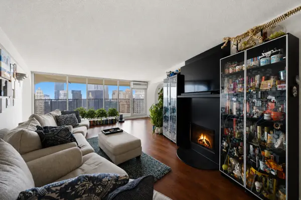 300 N State ST #5306, Chicago, IL 60654