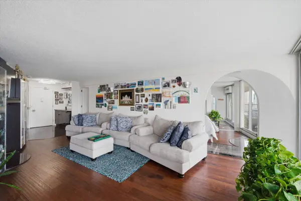 300 N State ST #5306, Chicago, IL 60654