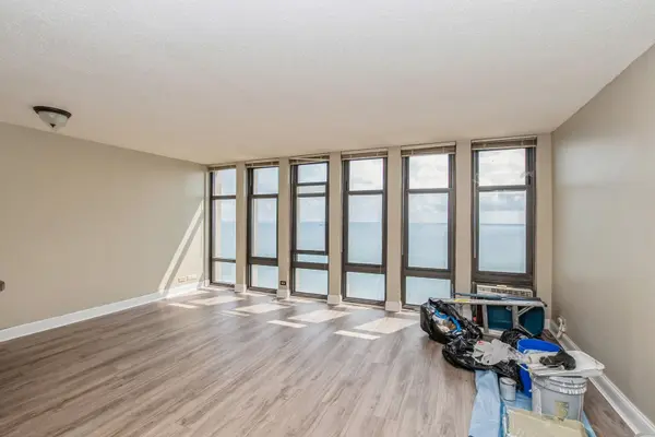 6700 S South Shore DR #10J, Chicago, IL 60649
