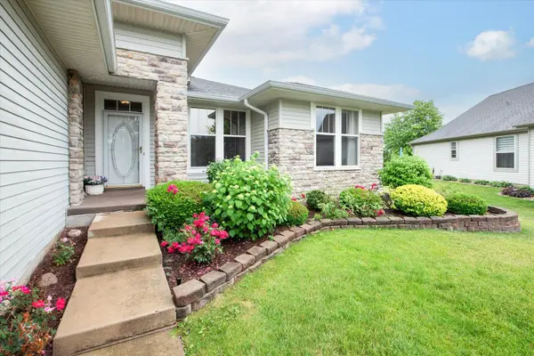 12970 Wisconsin CIR, Huntley, IL 60142