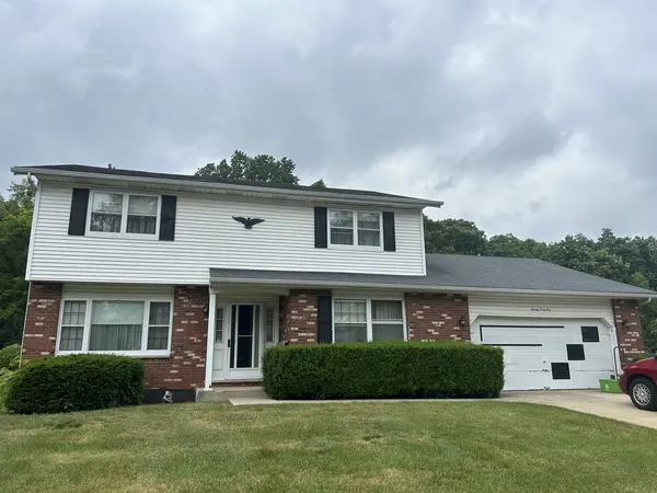 2061 Monday DR, Elgin, IL 60123