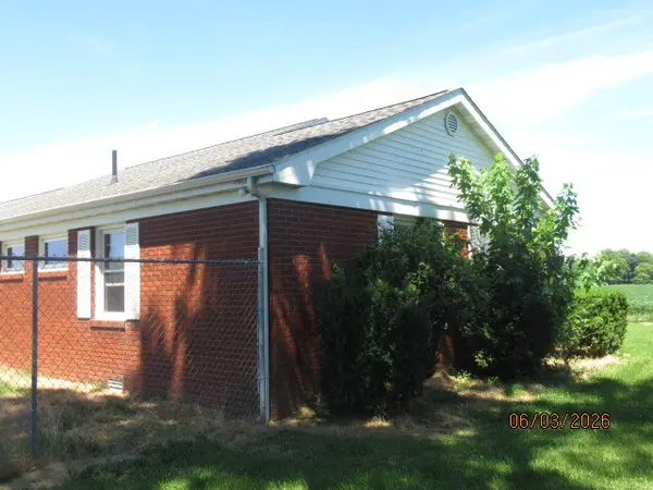 11317 Route 166 Route, Marion, IL 62959