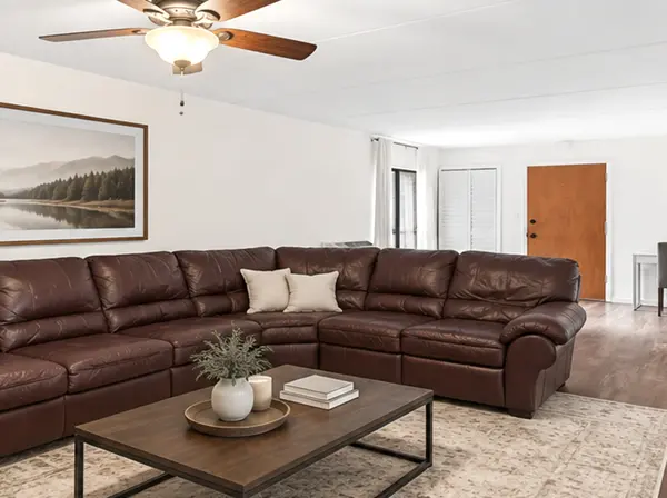 4944 Douglas RD #204, Downers Grove, IL 60515