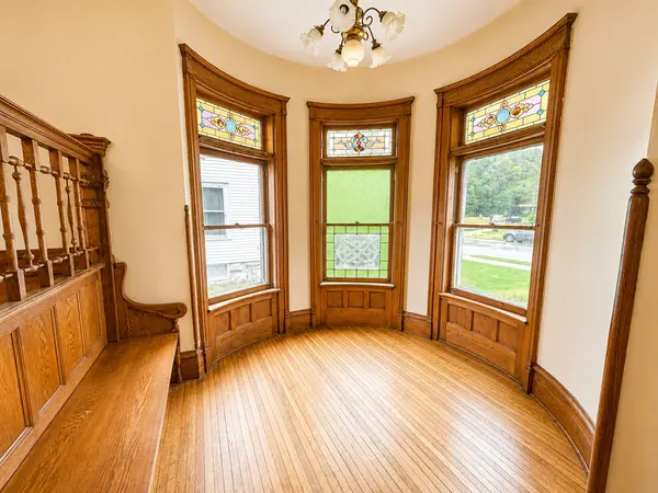 642 W Stephenson ST, Freeport, IL 61032