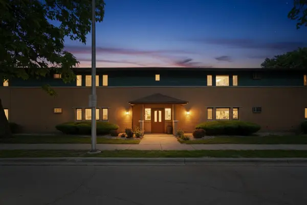 7525 Adams ST #1W, Forest Park, IL 60130