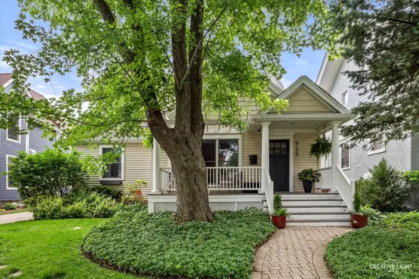 325 S Madison AVE, La Grange, IL 60525