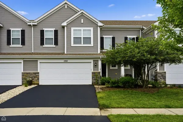 1355 Lighthouse LN, Pingree Grove, IL 60140