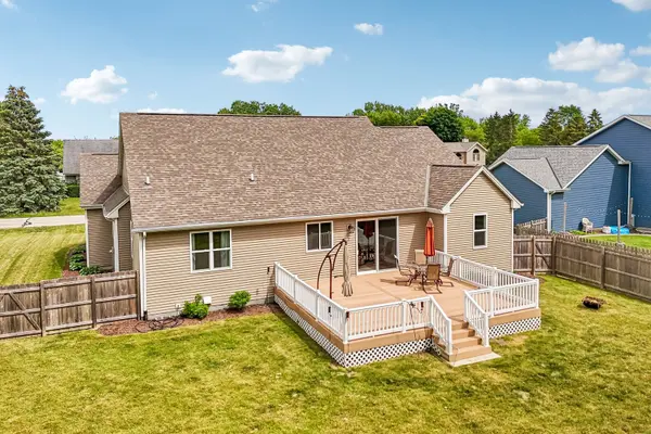 3130 Pritchard DR, Racine, WI 53406