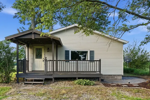 31304 122nd Avenue N, Hillsdale, IL 61257