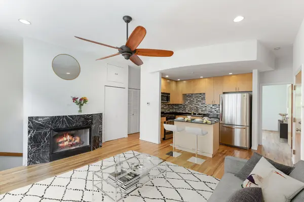 2312 W Bloomingdale AVE #B, Chicago, IL 60647