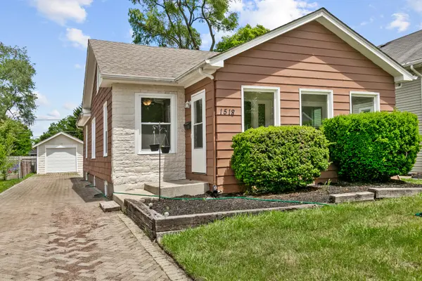 1518 Melrose AVE, Waukegan, IL 60085