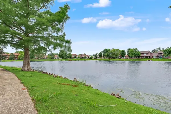 2101 Harbortown CIR #2101, Champaign, IL 61821