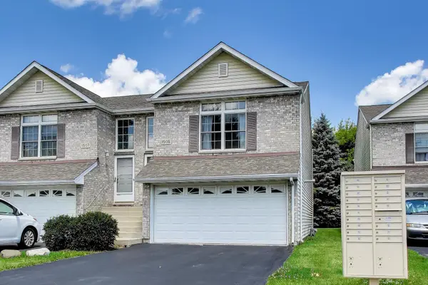 1505 Stonefield DR, Dekalb, IL 60115