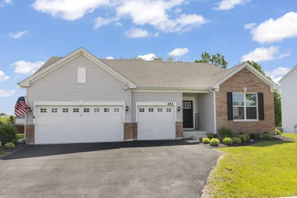 451 Parkside LN, Yorkville, IL 60560