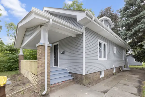 2009 S 4th ST, Rockford, IL 61104