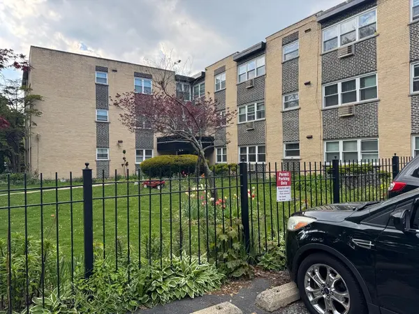 1728 W FARWELL AVE #107, Chicago, IL 60626