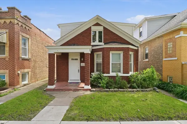 2715 Harvey AVE, Berwyn, IL 60402