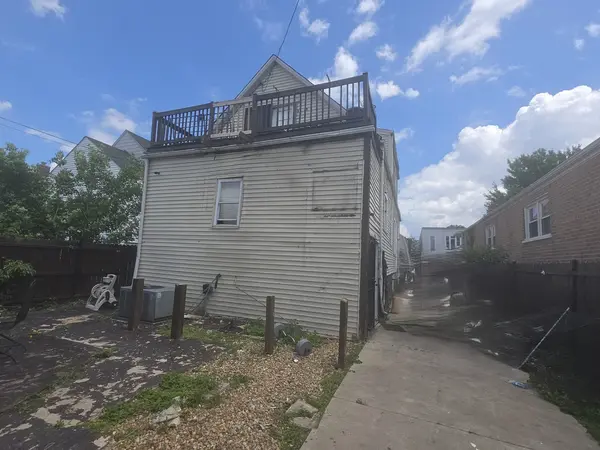 9950 S State ST, Chicago, IL 60628
