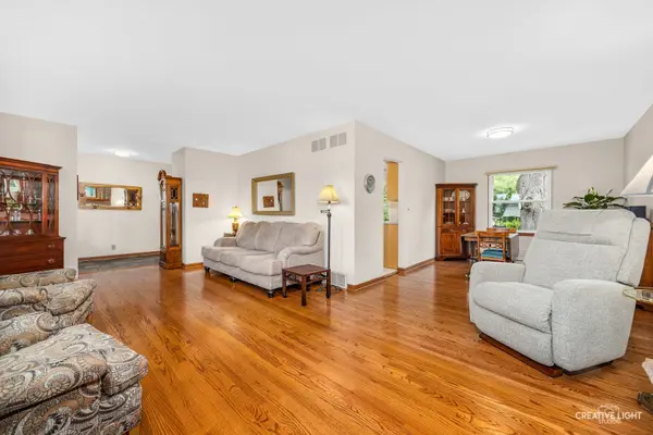 441 Tupelo AVE, Naperville, IL 60540