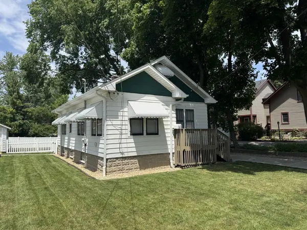 240 W Wilson ST, Palatine, IL 60067