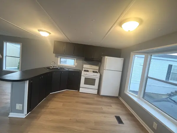 9001 S Cicero AVE #32, Oak Lawn, IL 60453