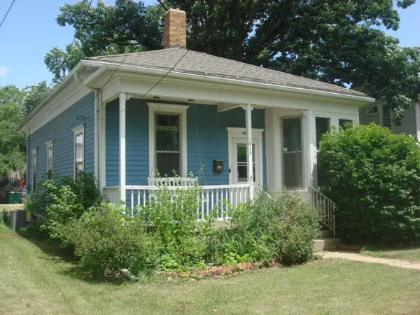 424 E Main ST E, Ottawa, IL 61350