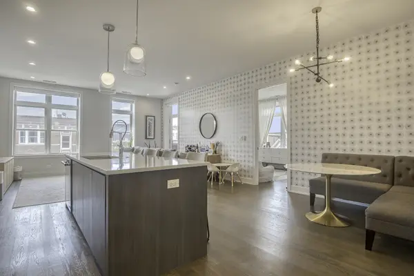 1938 W Augusta BLVD #301, Chicago, IL 60622