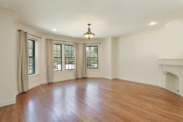 1324 Central ST #1E, Evanston, IL 60201