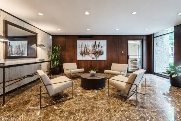 1 E Scott ST #1412, Chicago, IL 60610