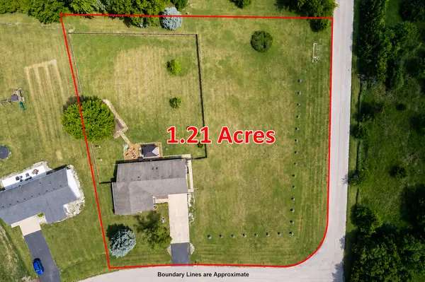 4091 E 2370th RD, Sheridan, IL 60551