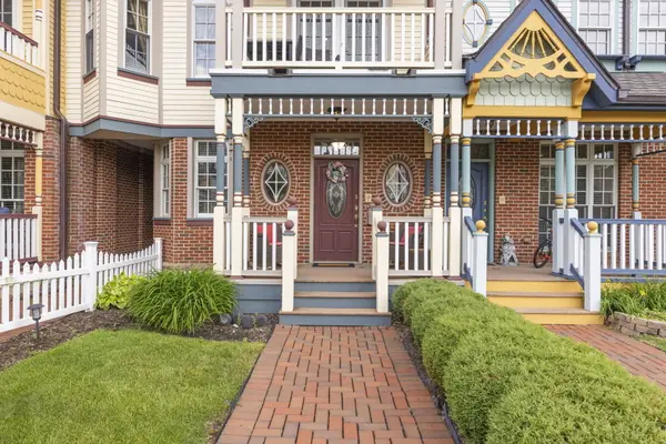 4159 Royal Mews CIR, Naperville, IL 60564