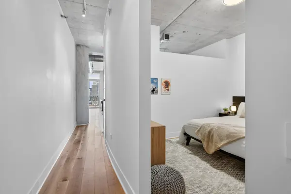720 N Larrabee ST #1605, Chicago, IL 60654